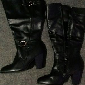JOURNEE COLLECTION FRANCE BLACK TALL BOOTS